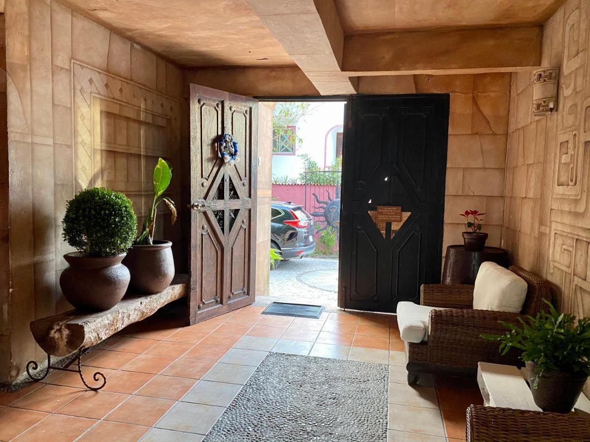Casa Caribe Cancún Eksteriør billede Entrance to the house